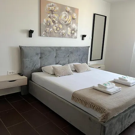 Vitas Apartment