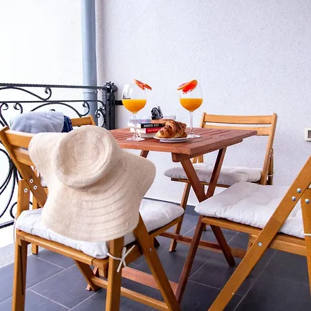 Vitas Apartment